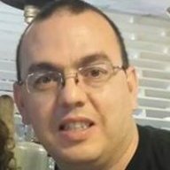 Eli Falek
